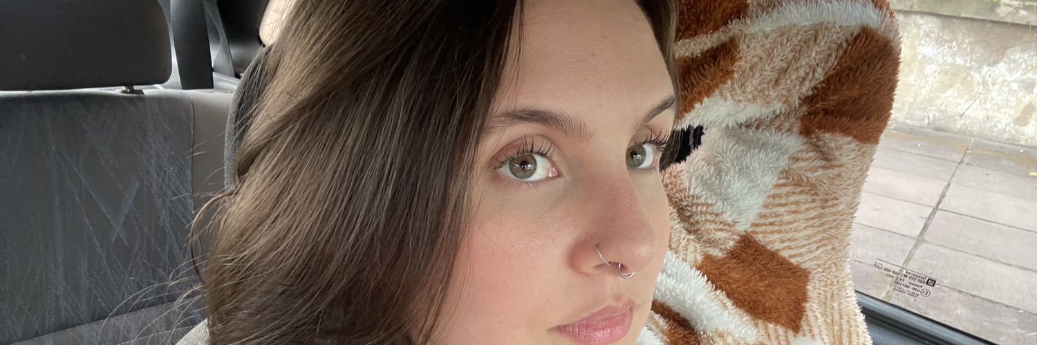 carolineorth_'s profile banner image