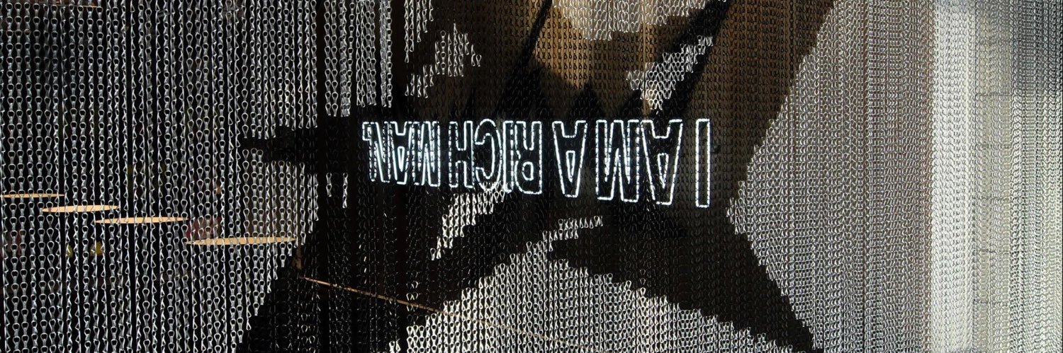 sira banner
