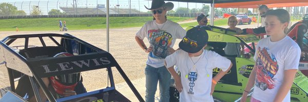 Lewis_1585 Profile Banner