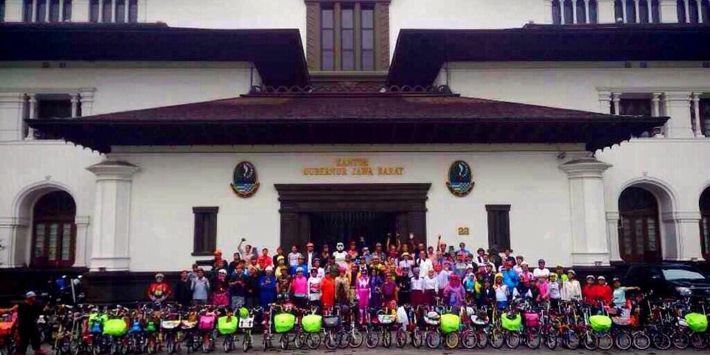 Brompton-Indonesia banner