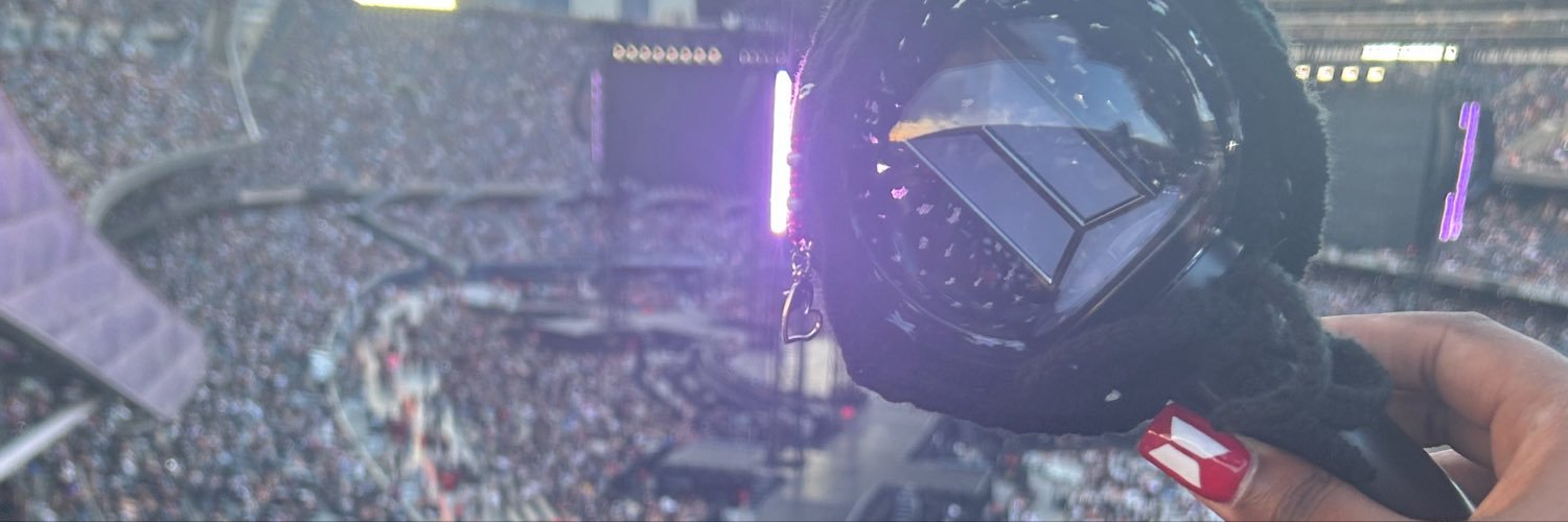 mnimiax's profile banner image