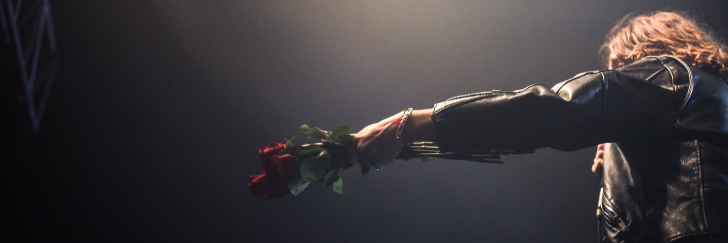 caraaamy's profile banner image