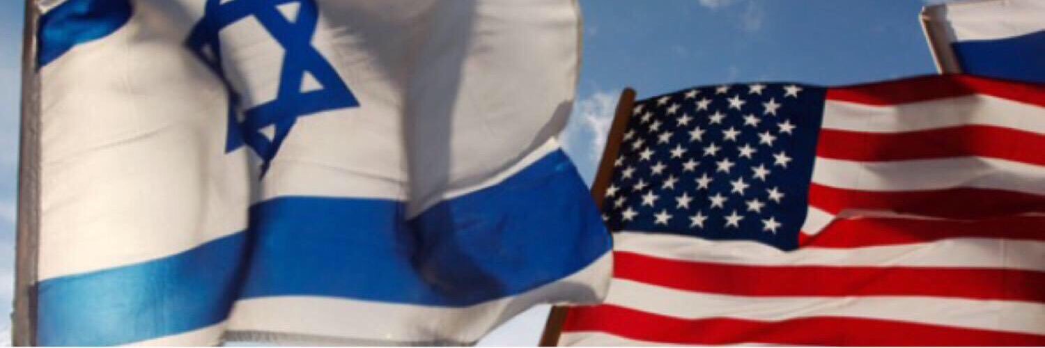 lisa_uknow's profile banner image