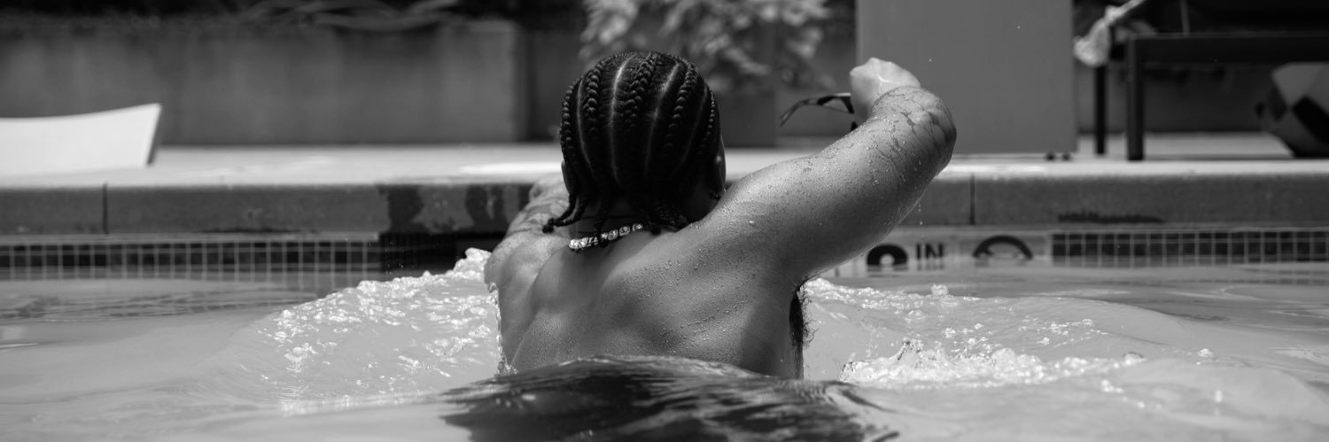 𝚖𝚊𝚛𝚔 🌙 banner