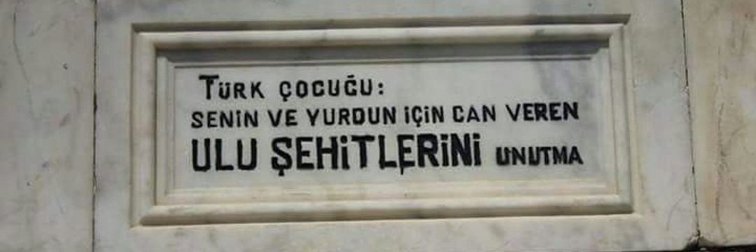 selma_kervan's profile banner image