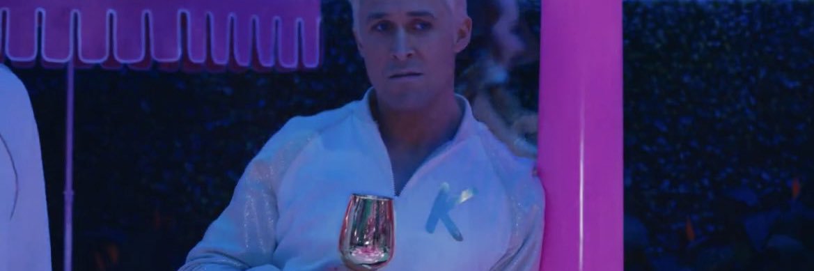 Phoebe ✨💀🪩 banner