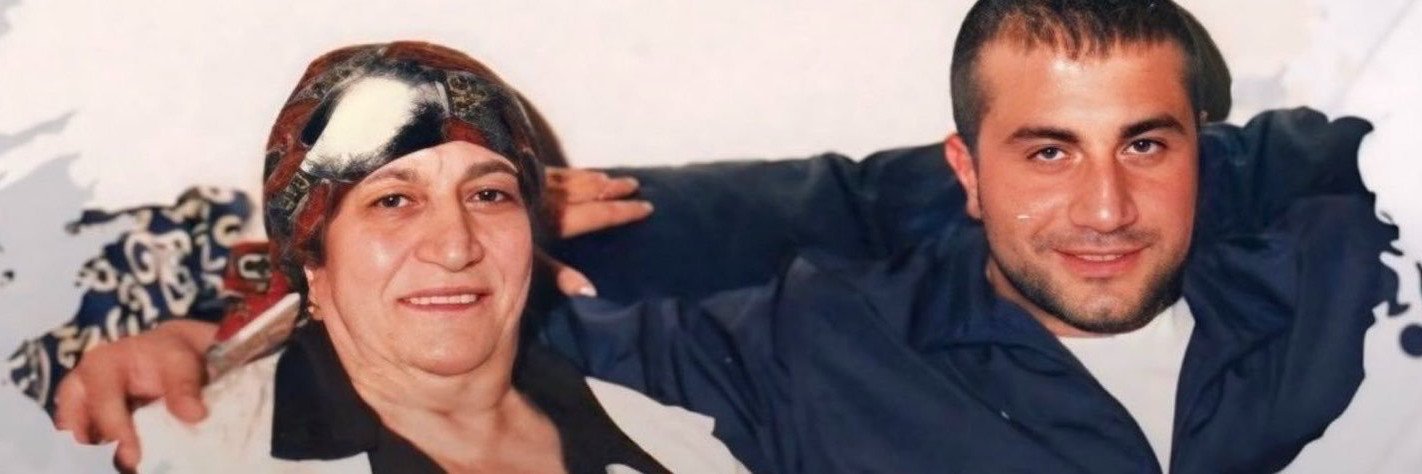 a_rzu7's profile banner image