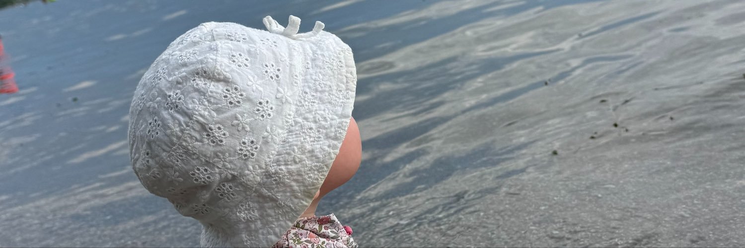CeliaSchoon's profile banner image