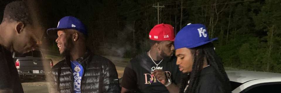QmmDee's profile banner image