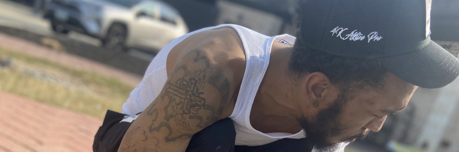 Hvyilaa's profile banner image