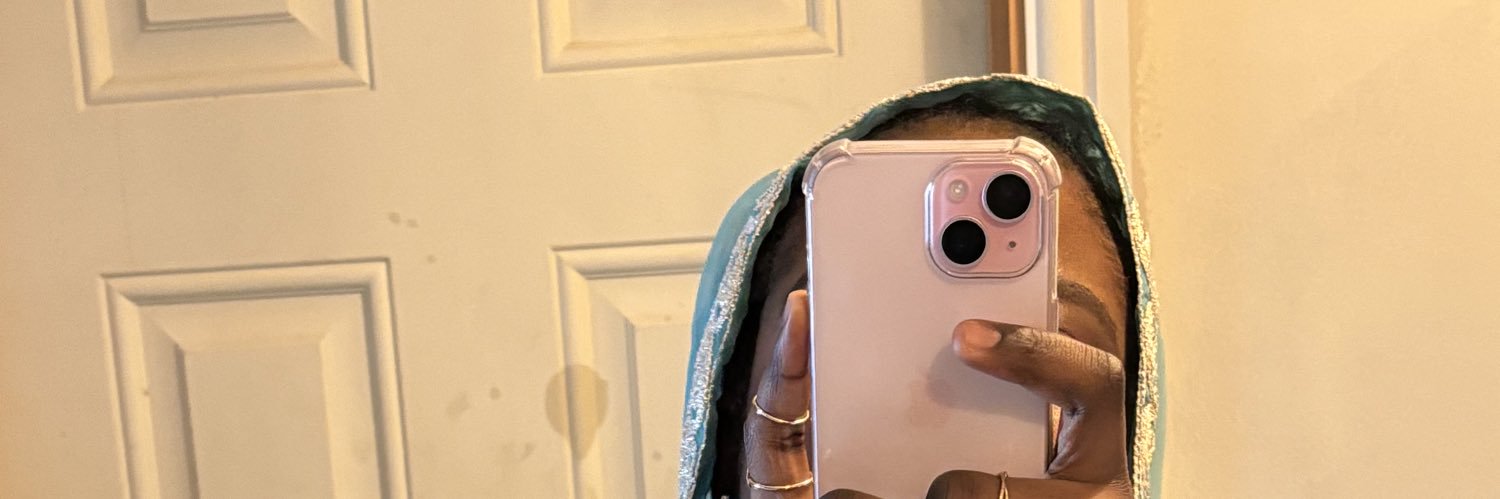 _evarrh_'s profile banner image