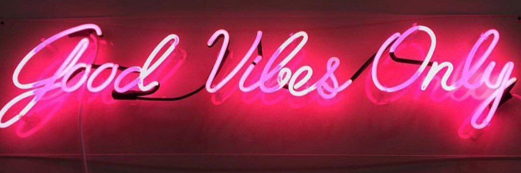 _uncommonme's profile banner image