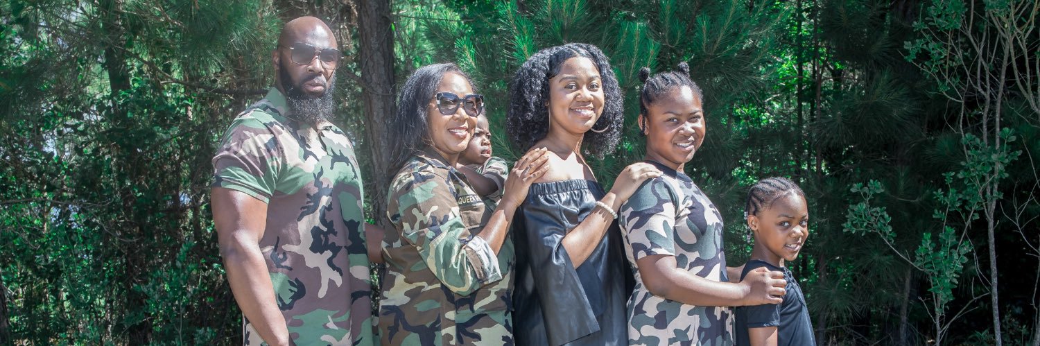 daphnejohnson's profile banner image