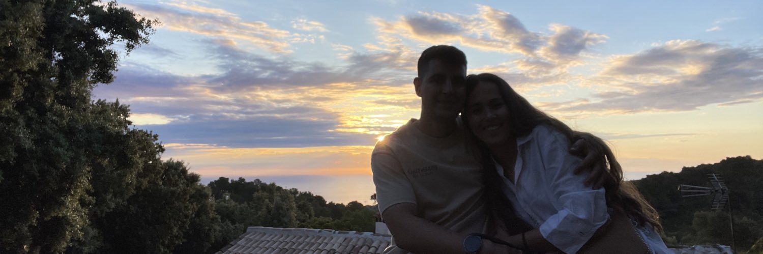 AnnekePerello's profile banner image