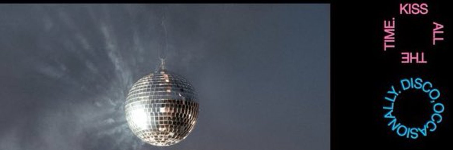 adoreuem's profile banner image