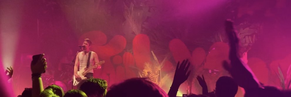 PageMoton's profile banner image