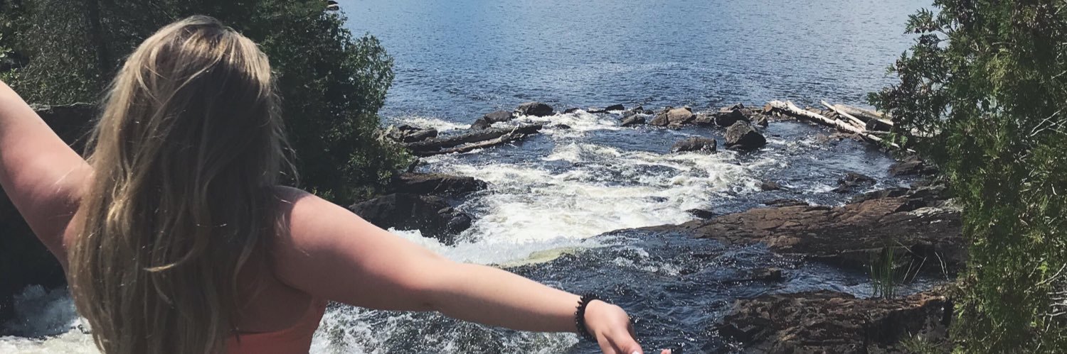 abbey_esler's profile banner image