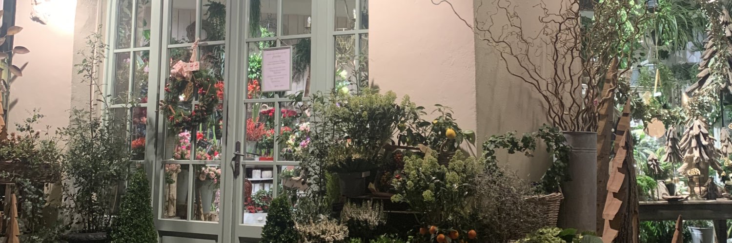 Marie_vnht's profile banner image