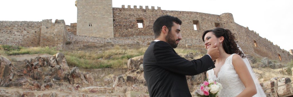 manzaneh's profile banner image