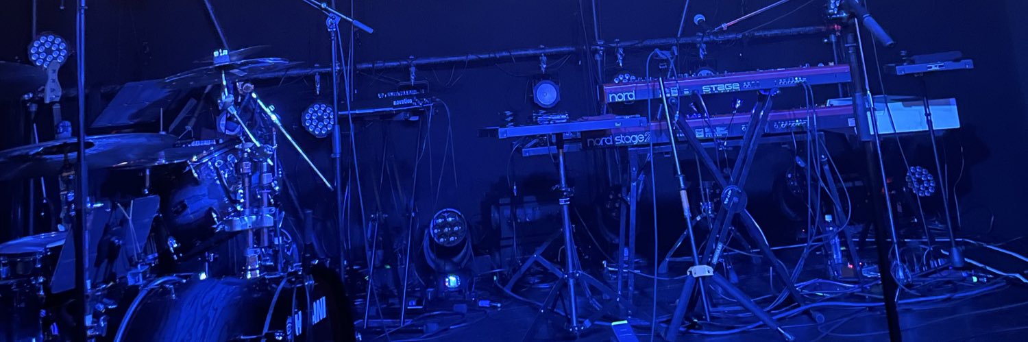 _____ay323's profile banner image