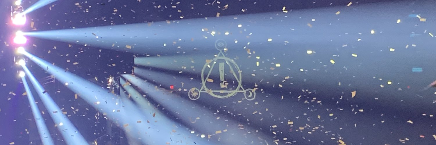 AGrandos's profile banner image
