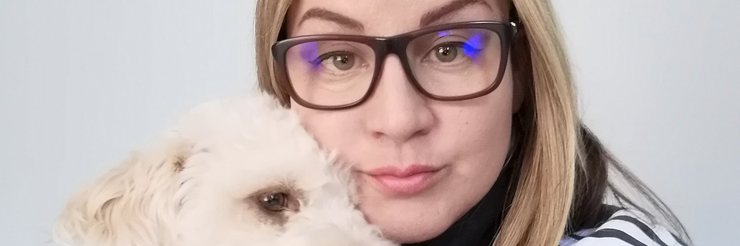 laurapilco's profile banner image