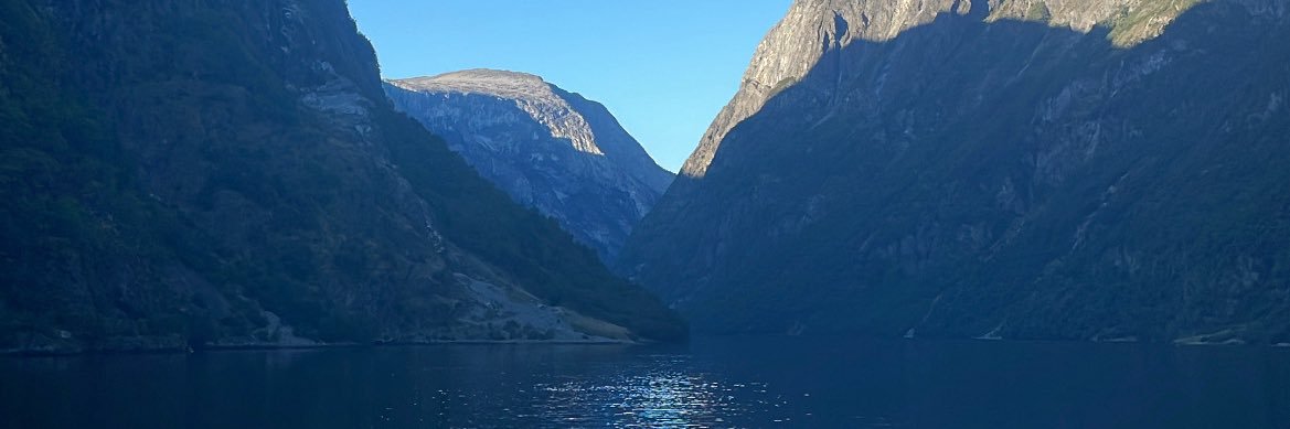 BenWat_'s profile banner image