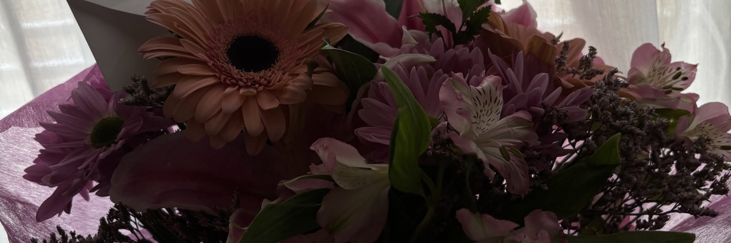 nurssssi's profile banner image