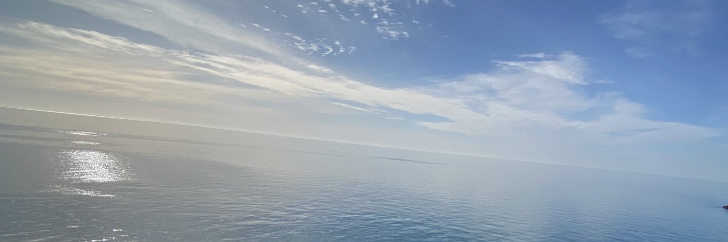 loreenasm_'s profile banner image