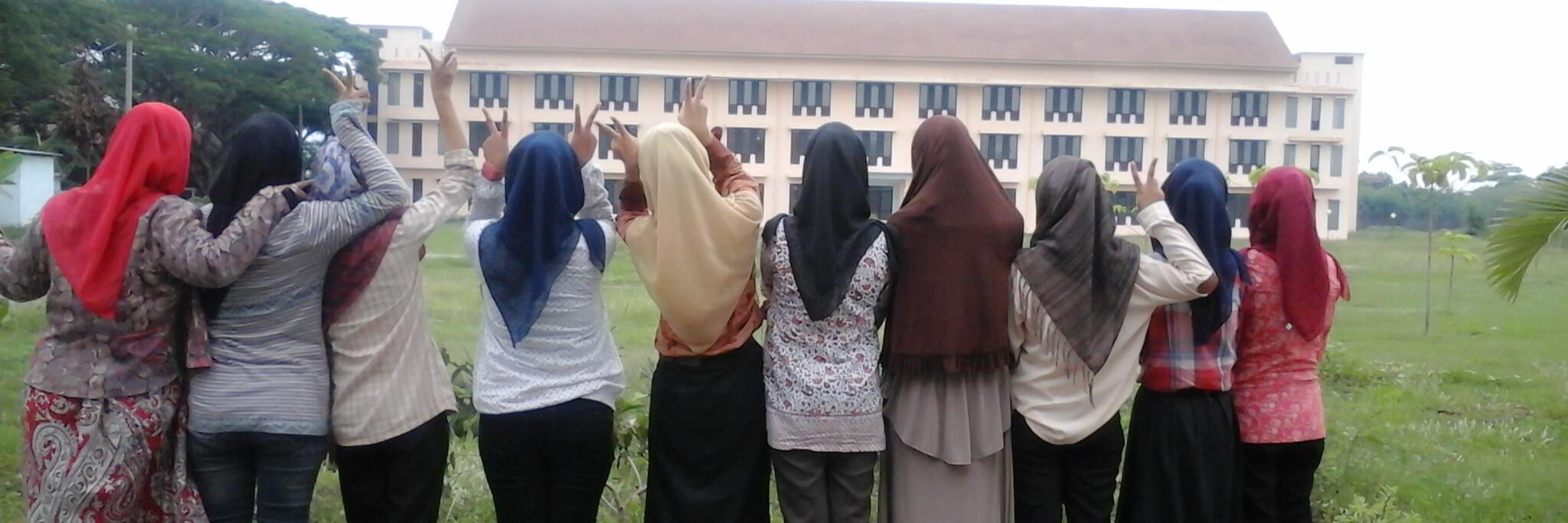 Emikartini21's profile banner image