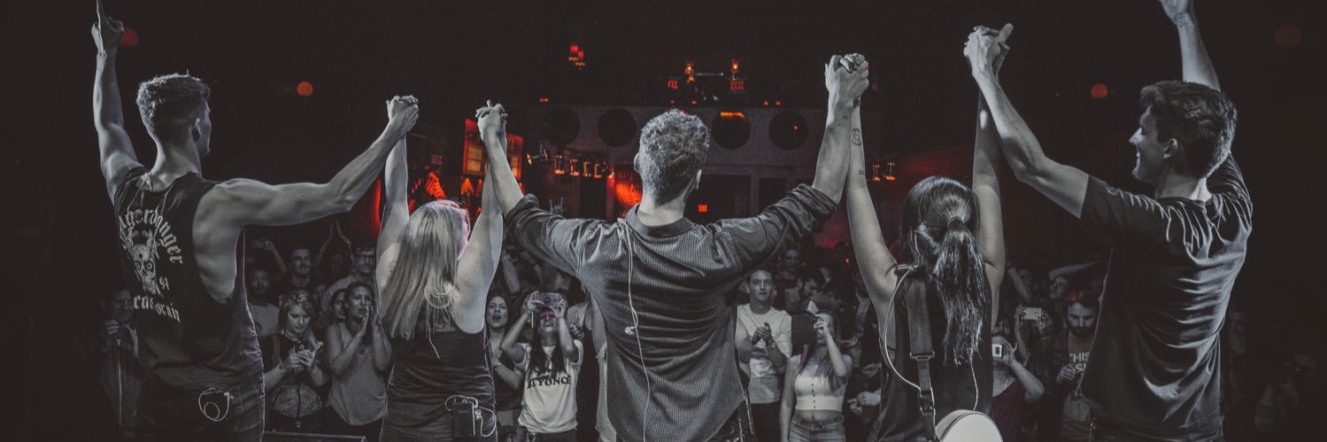 Jen ✌🏻 banner