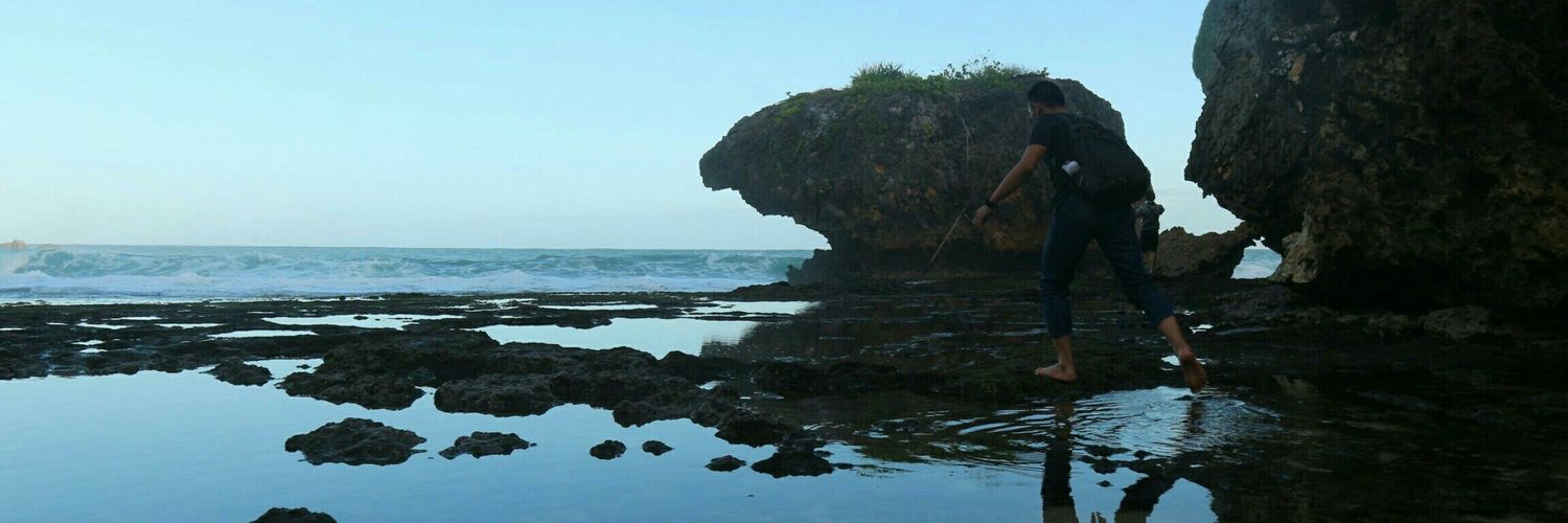 anunyaagerah's profile banner image