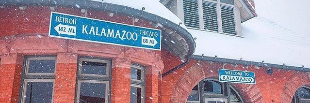 fm1065's profile banner image