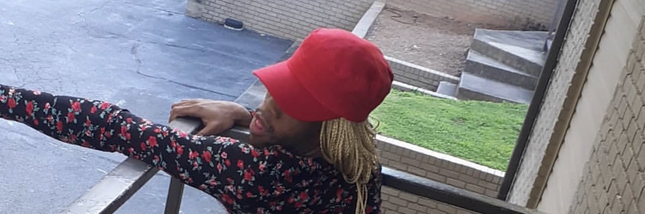 noseervo's profile banner image