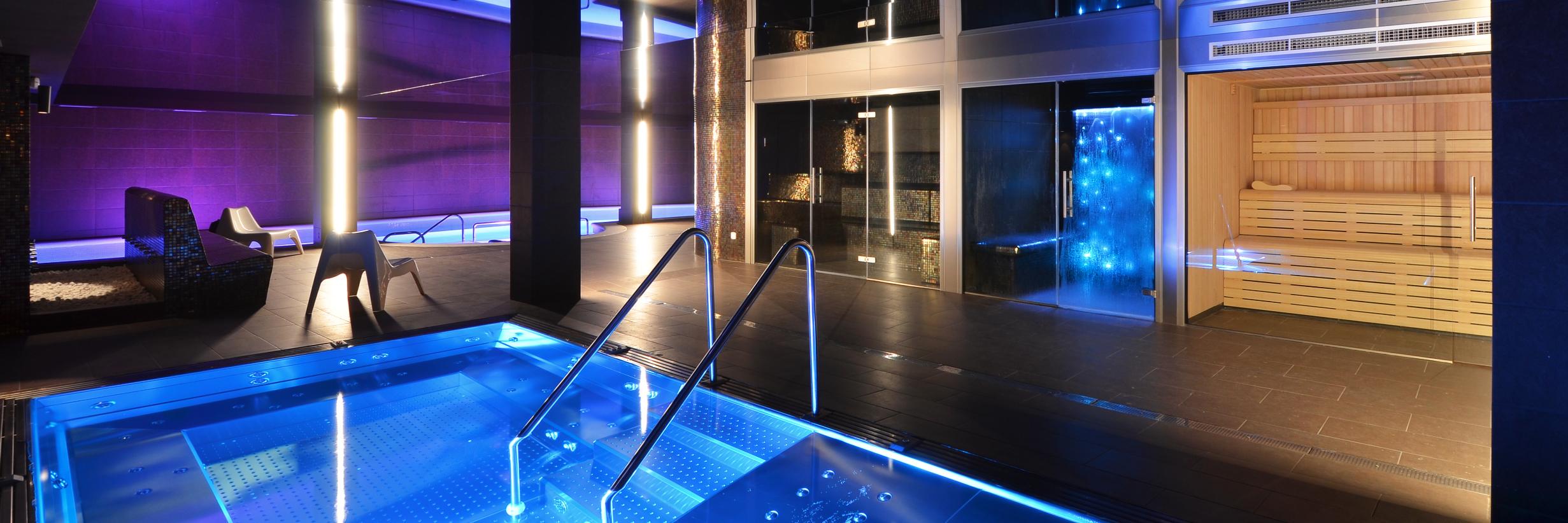 acevihotels's profile banner image