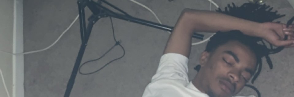 she_lovesken's profile banner image