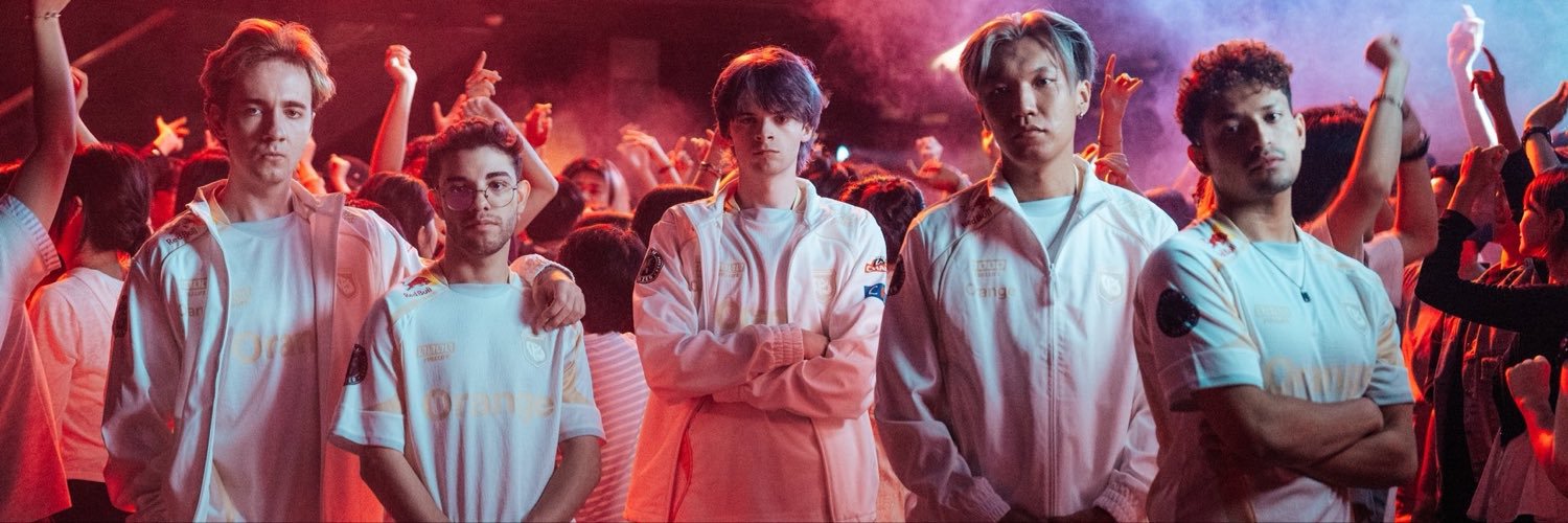 moonnlght_'s profile banner image