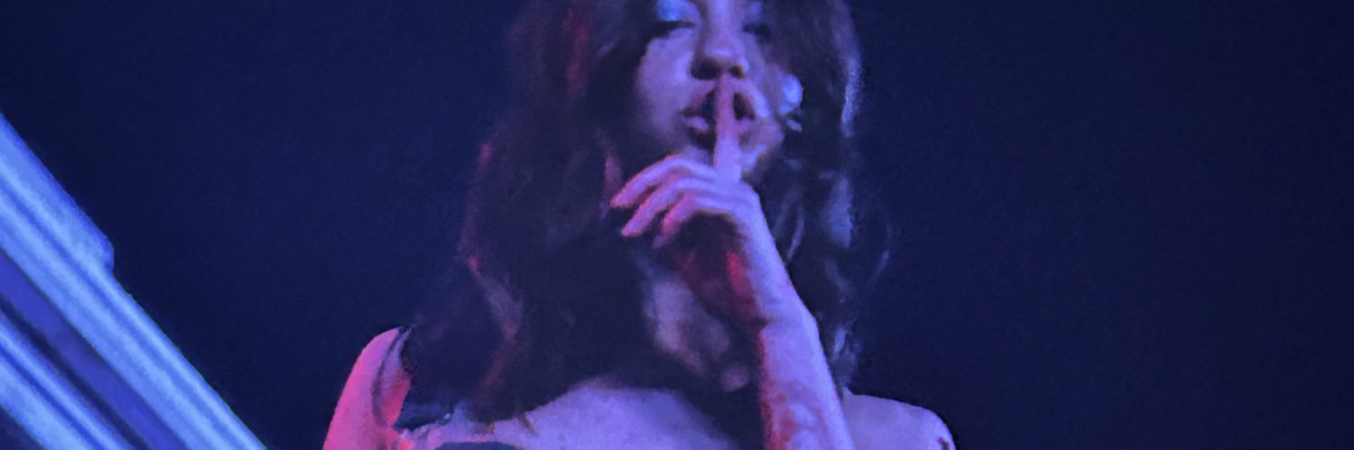 aaayefernanda's profile banner image