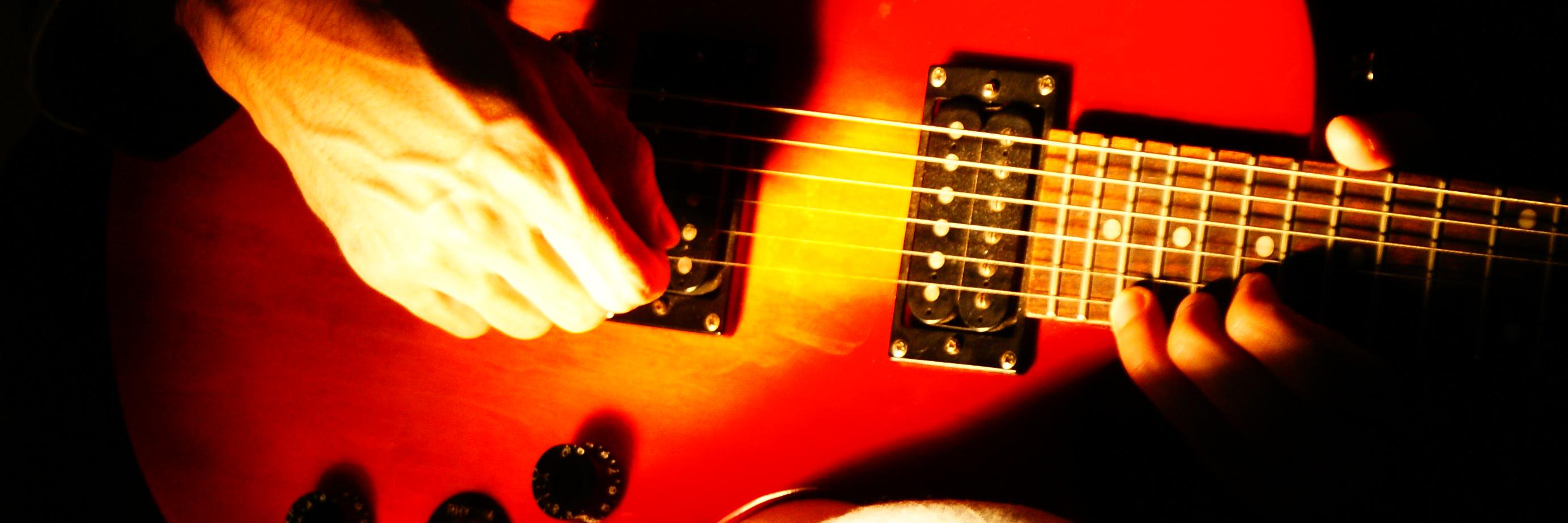 aviladrian's profile banner image