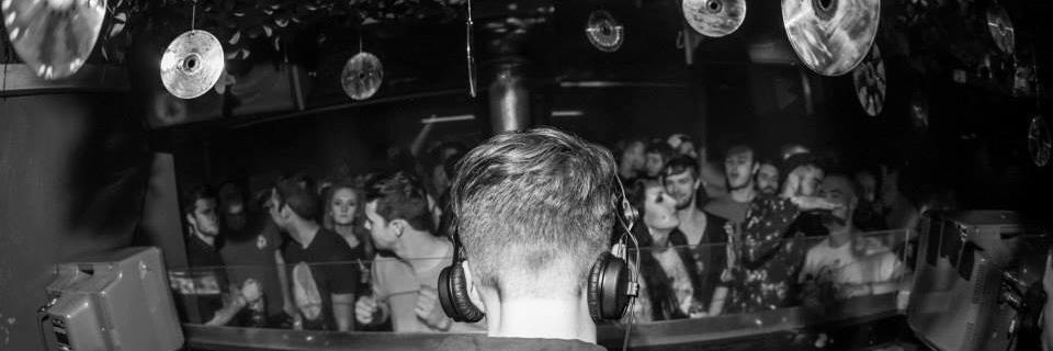 deepfever's profile banner image