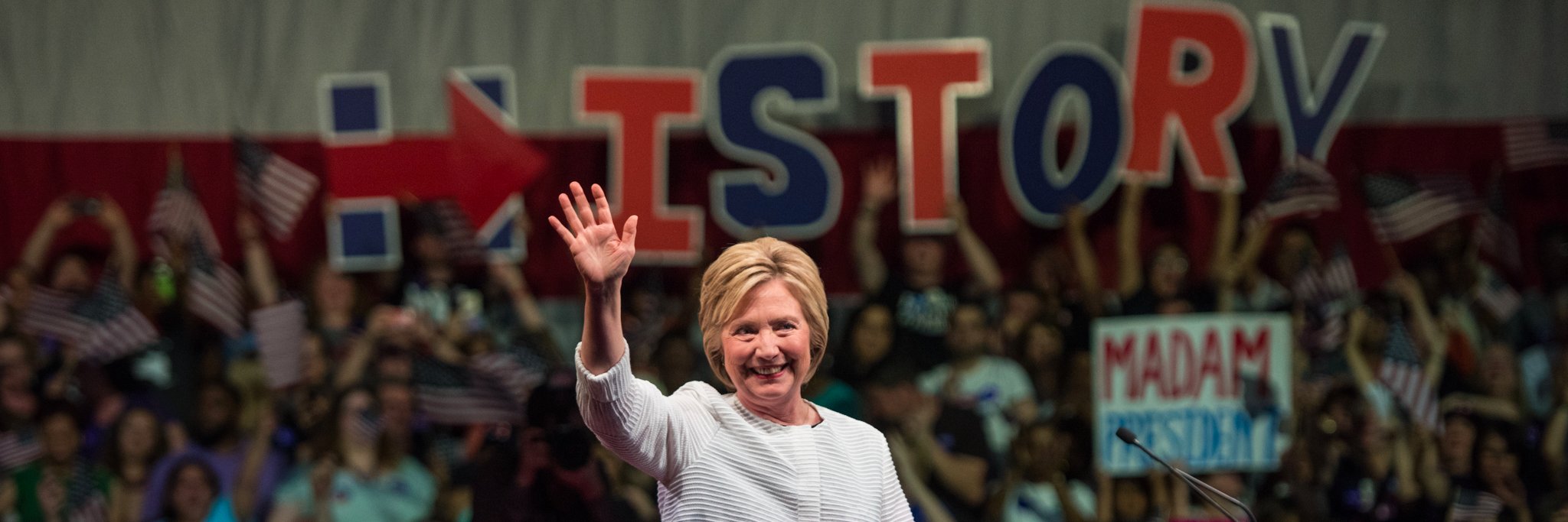 Hillary for WI banner