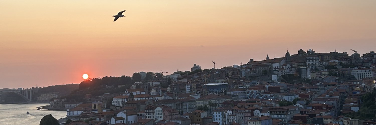 c𝗋𝖾𝗎𝖼𝗁 banner