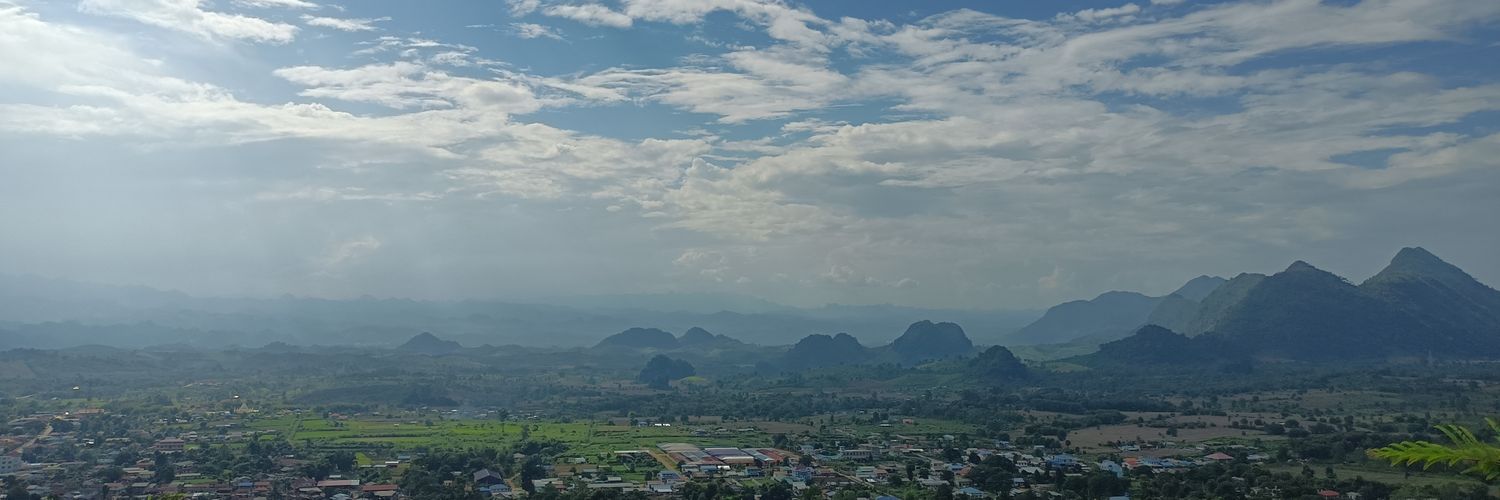1Myat's profile banner image