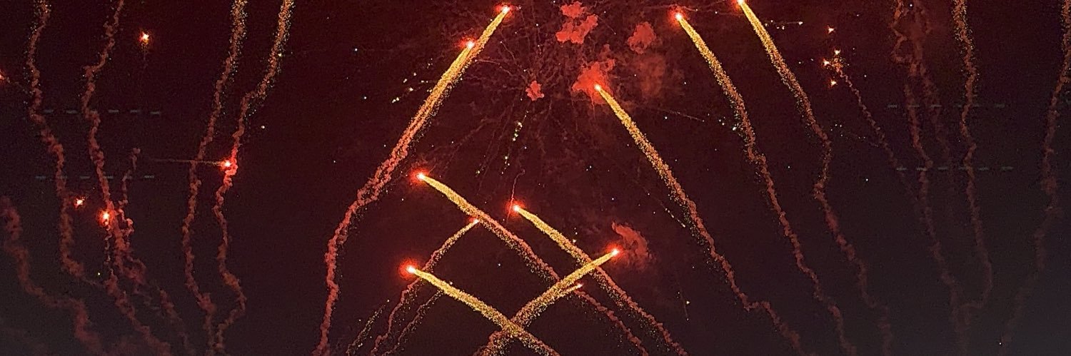 vic_raamos's profile banner image