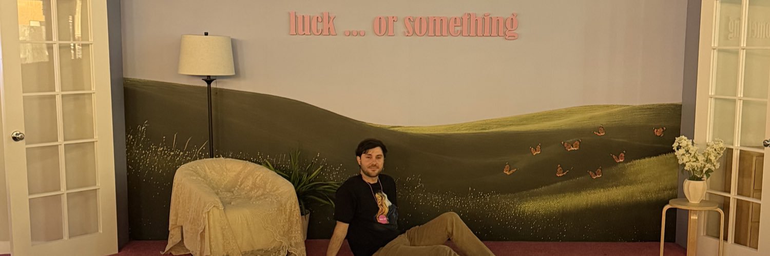 davyakins's profile banner image