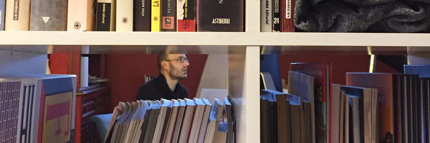 graphicteller's profile banner image