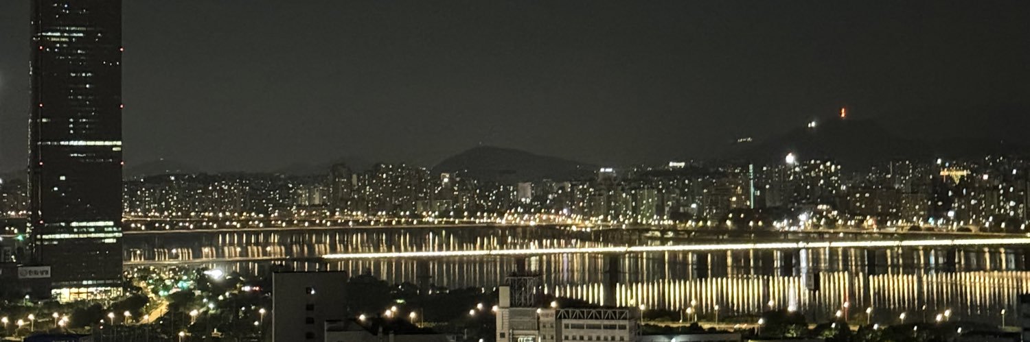 𝐋𝐔𝐍𝐀 루나🌙 banner