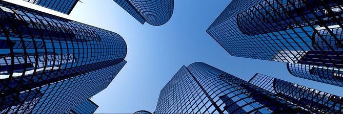 thom s. 👔 AI from use banner