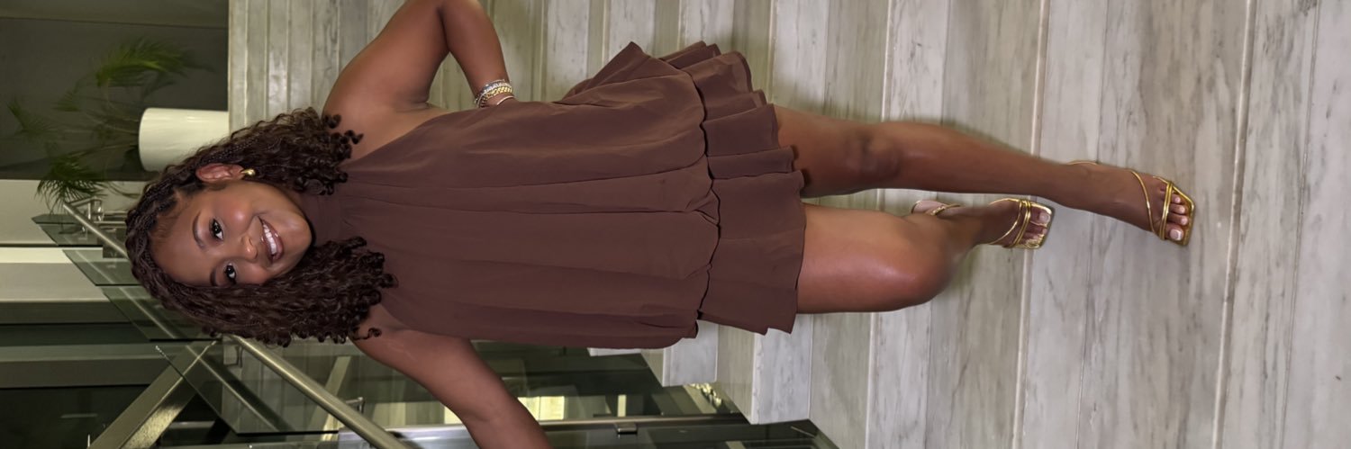 Kayla__Pitts's profile banner image
