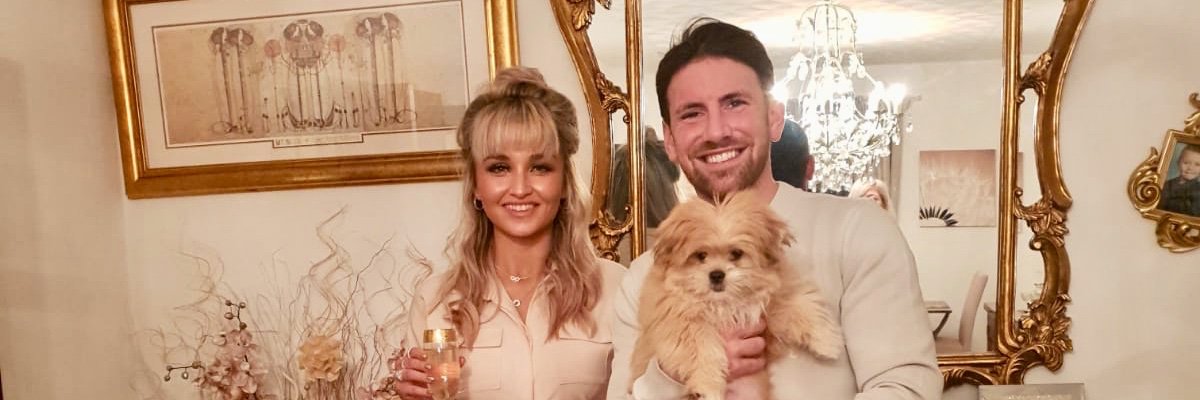 microbecks's profile banner image